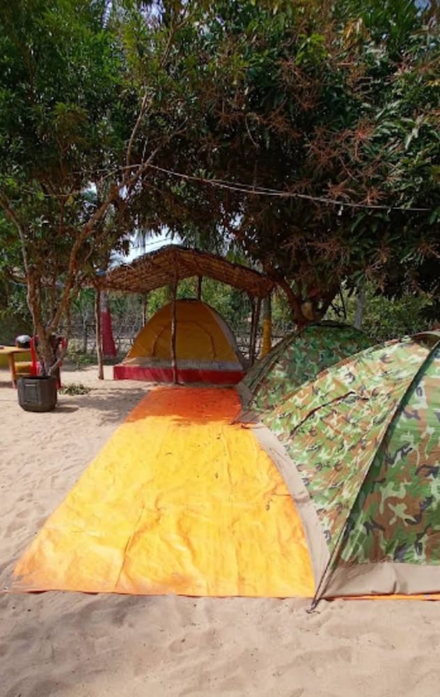 Economy Tent, City View photo 2