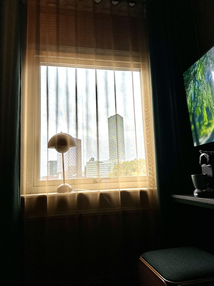 Studio Suite - Photo 7