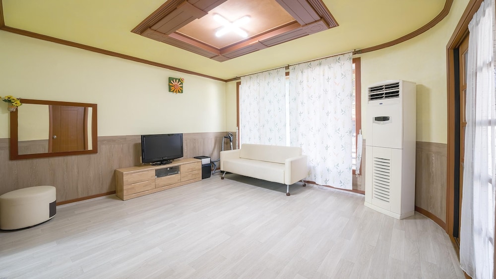 Basic Room, 1 Bedroom (Banditbul 101ho)