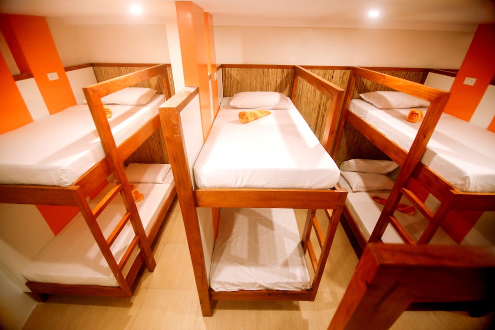 Capsule-Inspired Beds in an AC Dormitory photo 2