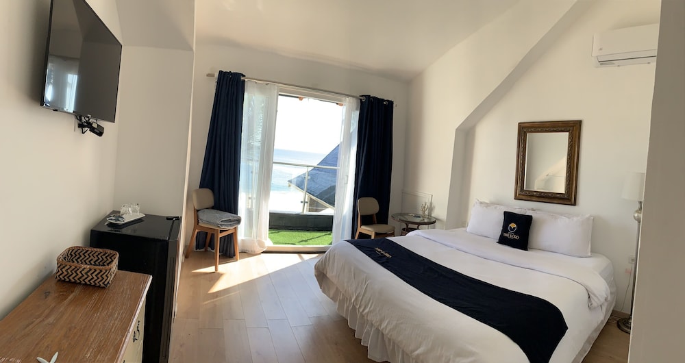 Room with Balcony, Ocean View photo 1