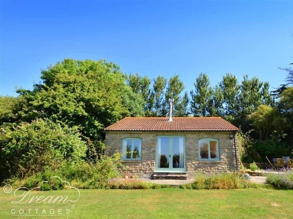 Cottage photo 1
