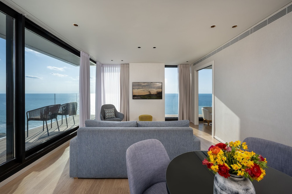 Executive Suite, 1 Bedroom, Balcony, Sea View