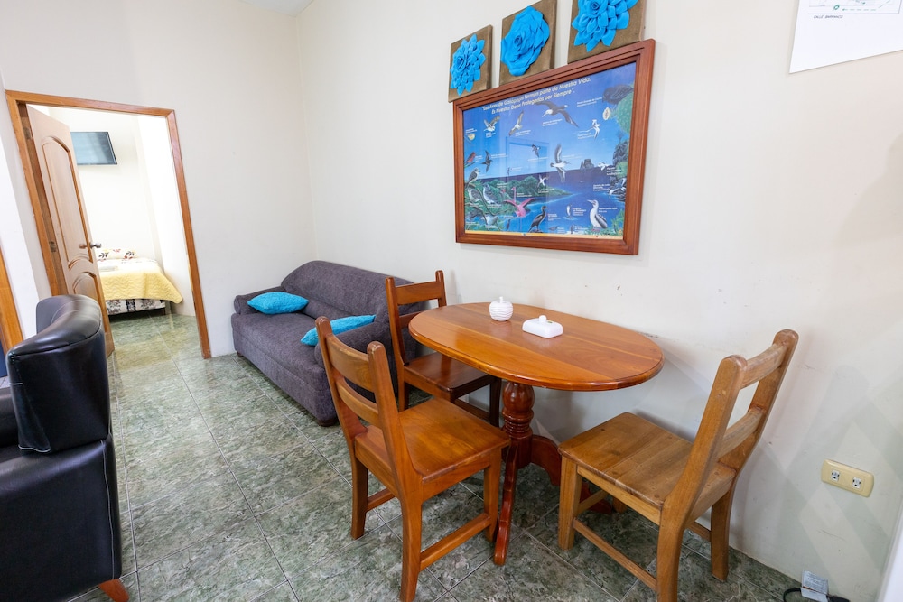 Family Apartment, 2 Bedrooms, Kitchen, Ground Floor photo 3