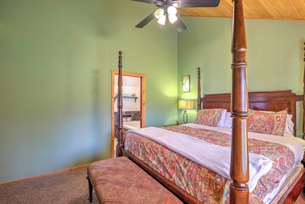 House (4 Bedrooms) photo 2