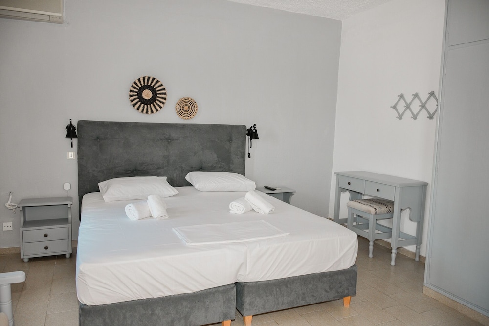 Standard Room photo 1