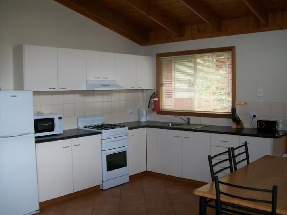 Executive Apartment, 2 Bedrooms, Non Smoking, Kitchen (Executive spa apartment) photo 2