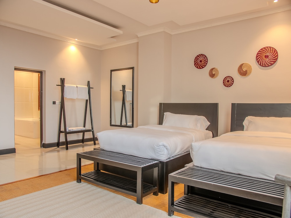 Deluxe Double or Twin Room, 2 Twin Beds, Non Smoking, City View photo 2