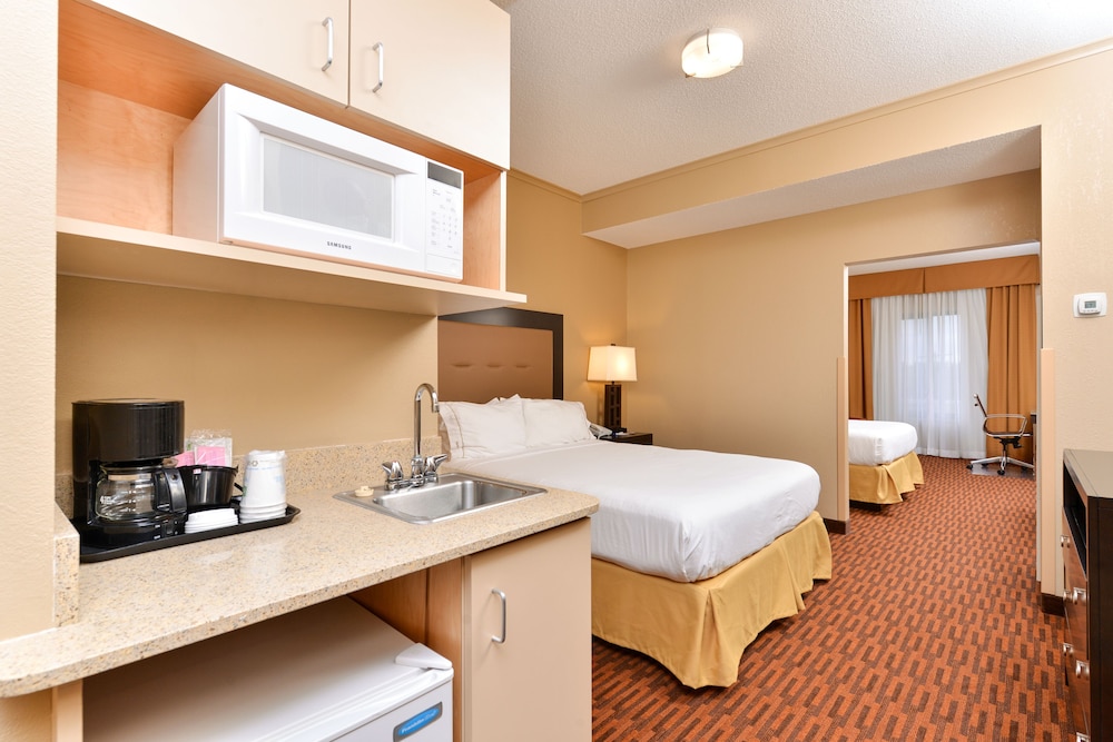 Suite, 1 Bedroom (2 Queen, Bath Shower) - Photo 4