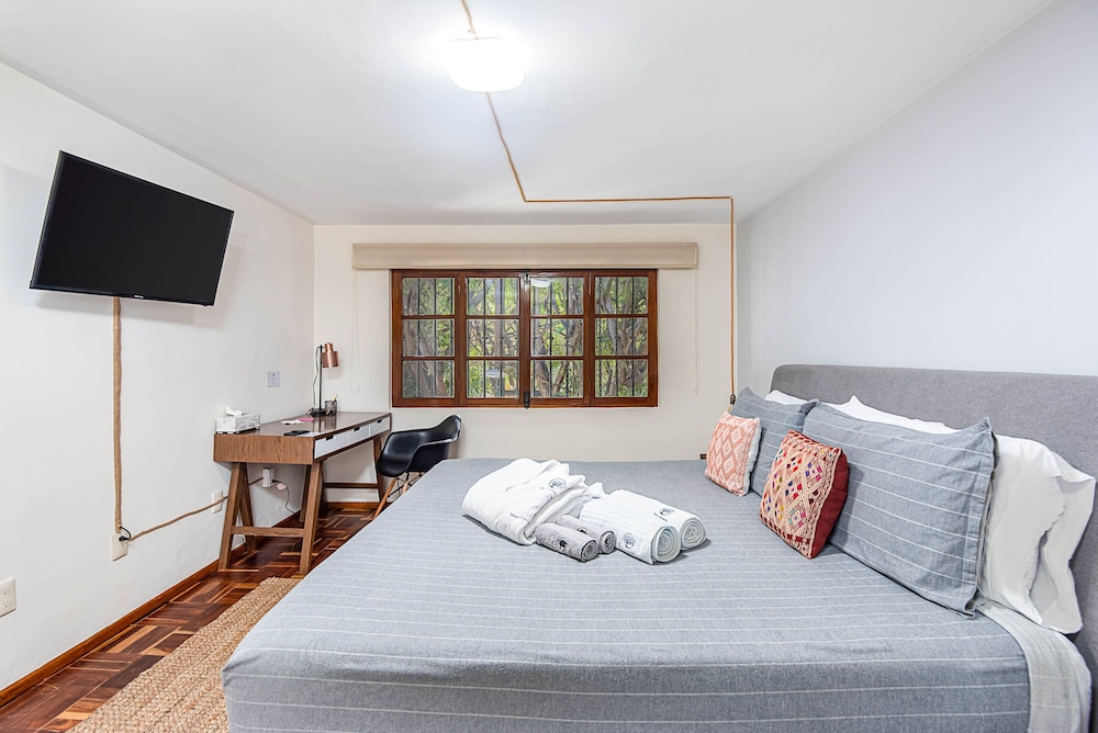 Design Double Room, 1 King Bed, Non Smoking
