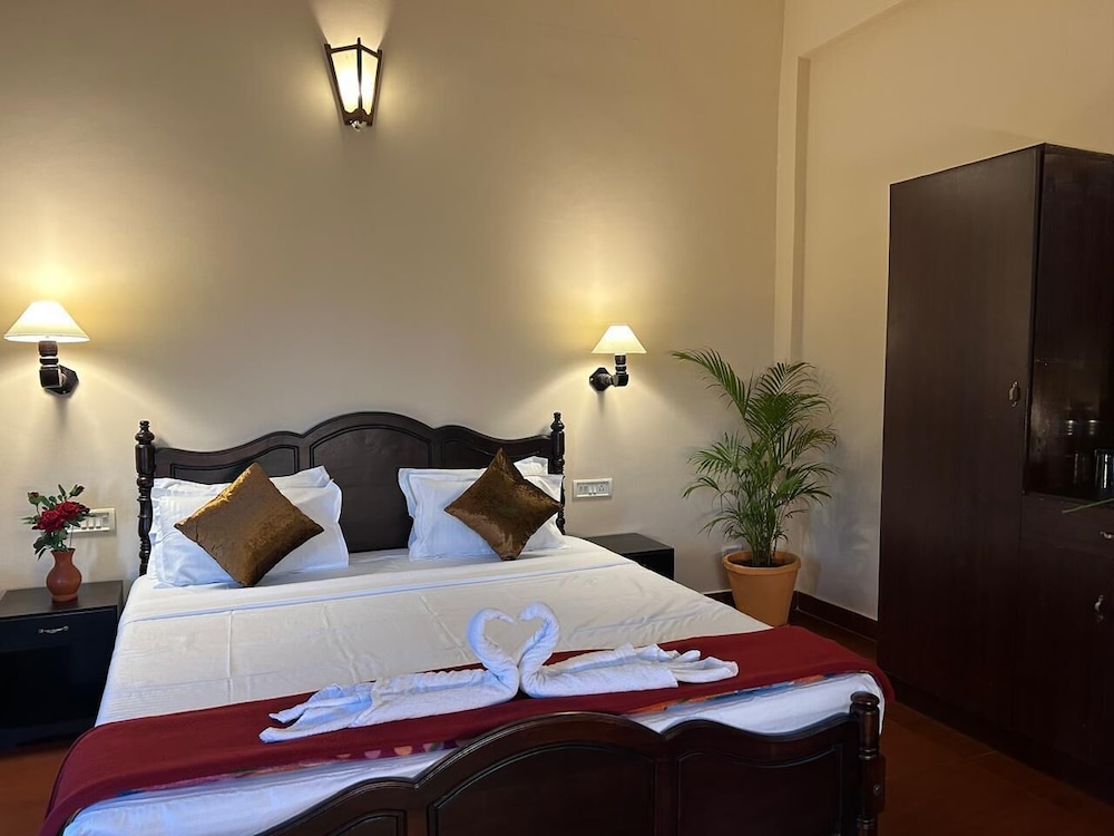 Deluxe Double Room, Pool View photo 1