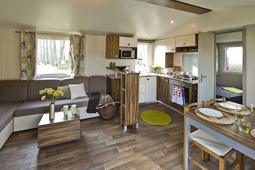 Family Mobile Home (6-8 people) photo 2