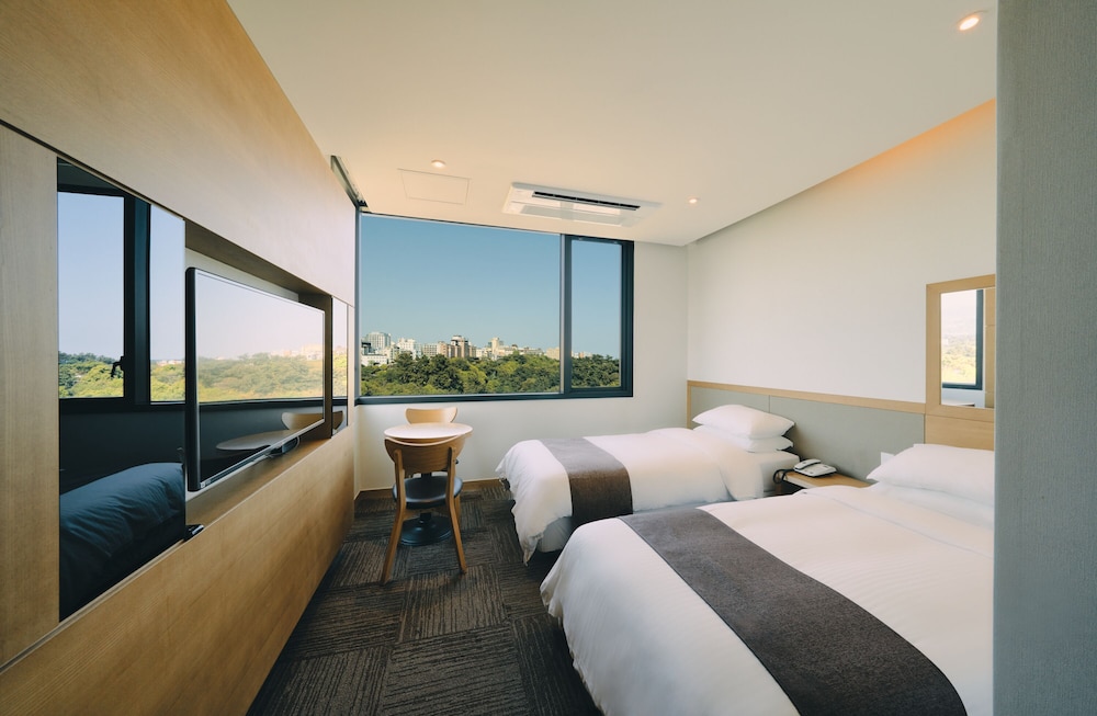 Business Triple Room