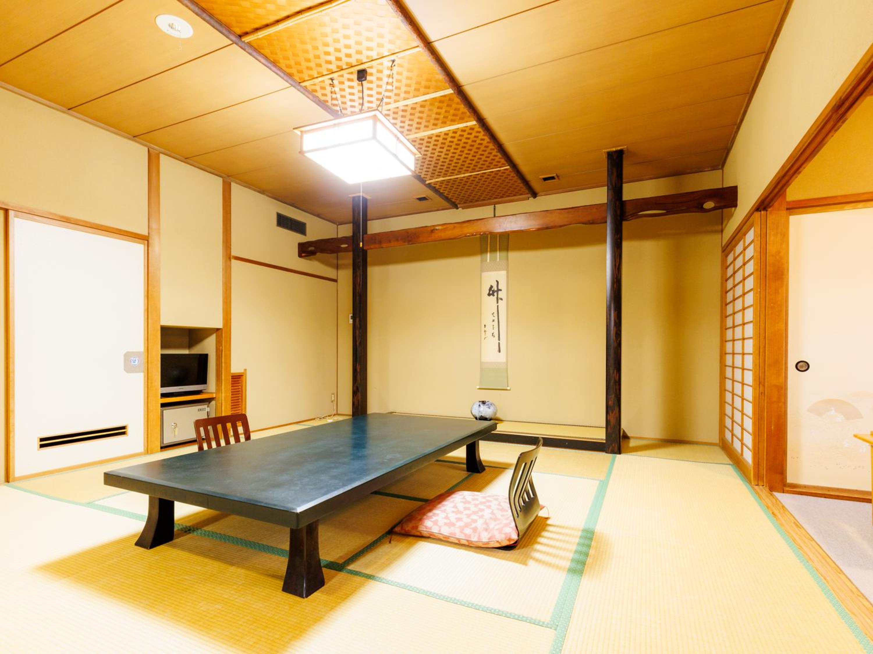 Deluxe Family Room photo 2