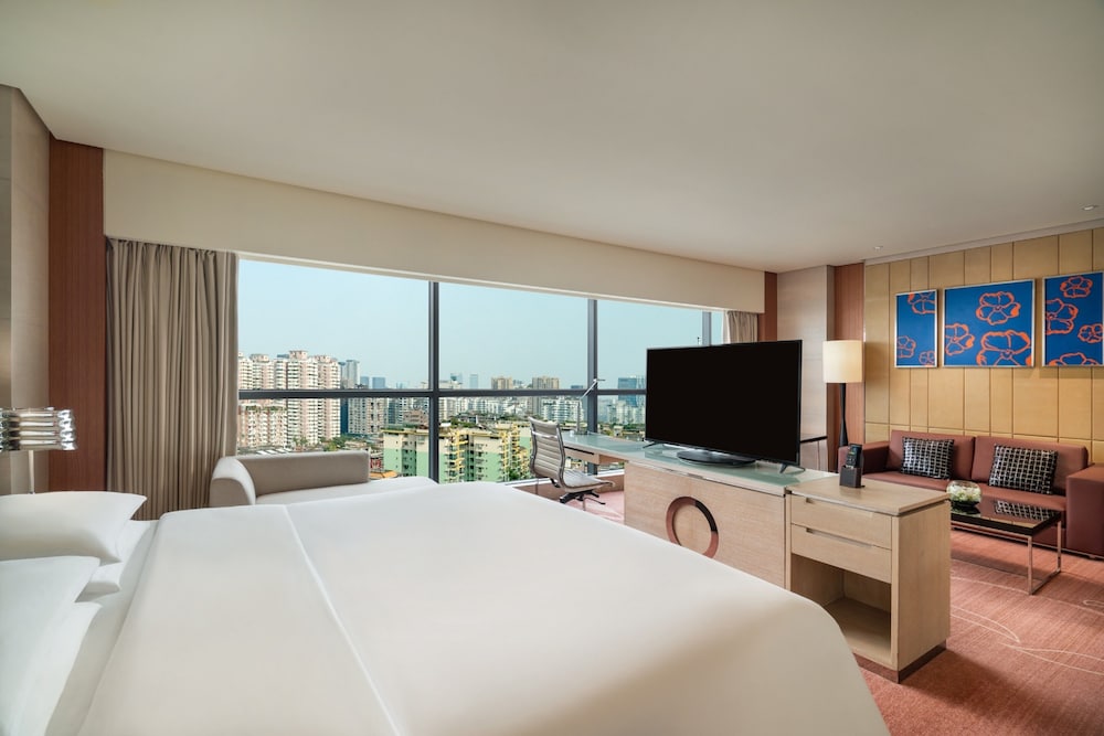 Club Suite, 1 King Bed photo 1