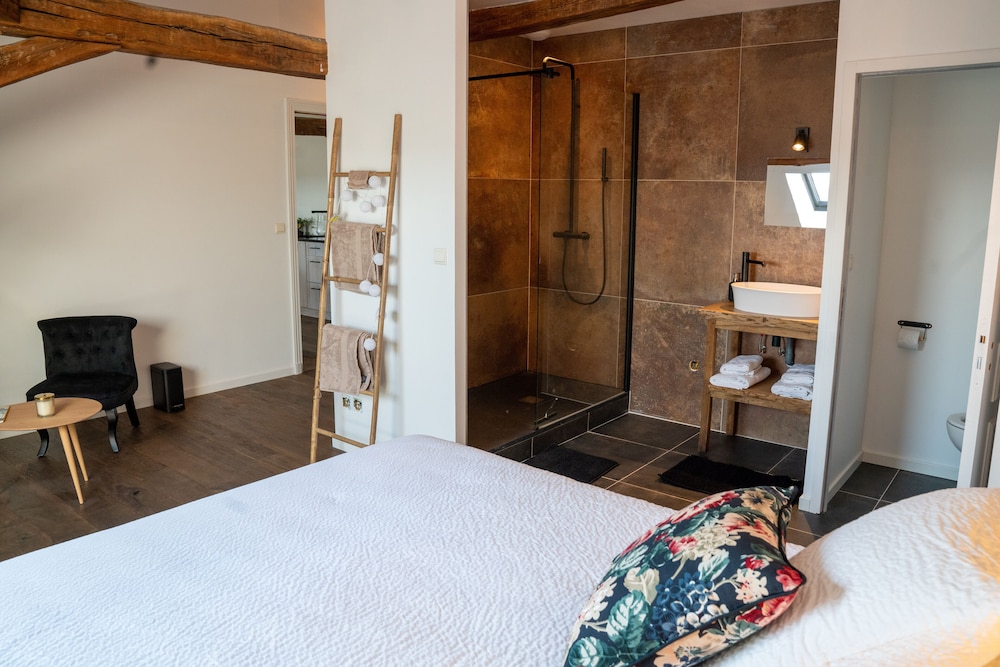 Luxury Double Room (Chambre Deluxe) photo 2