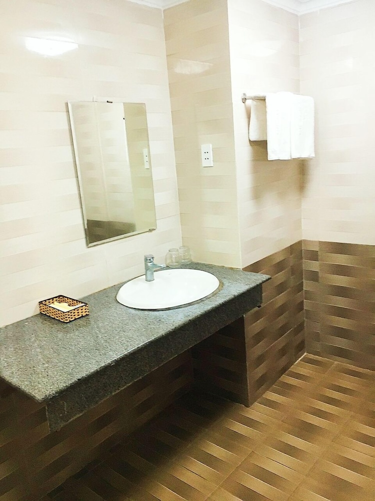 Standard Triple Room - Photo 6