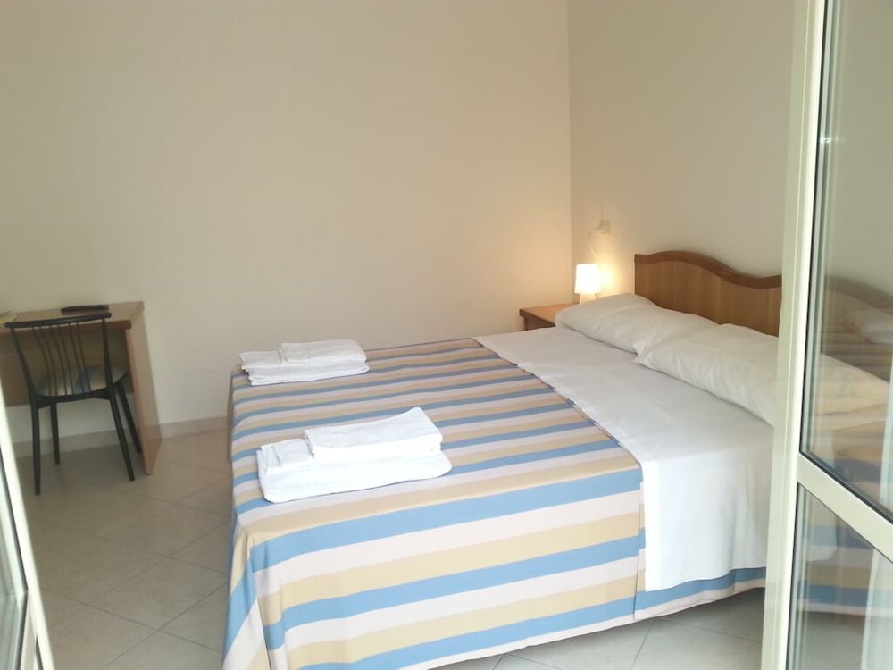 Basic Double or Twin Room