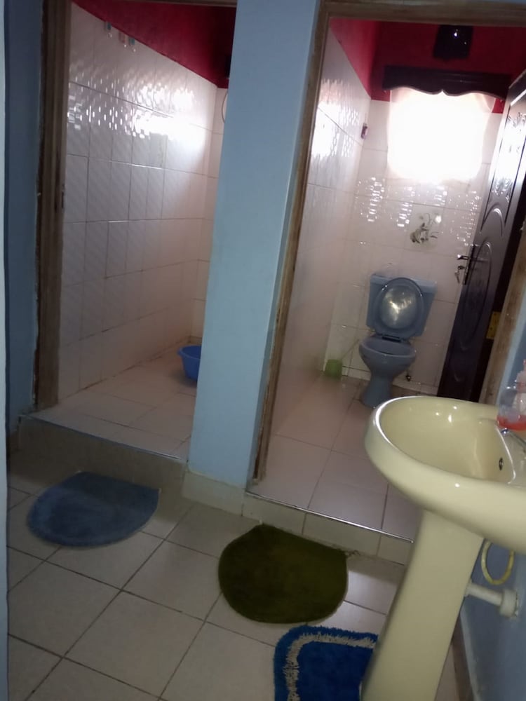 Single Room photo 3