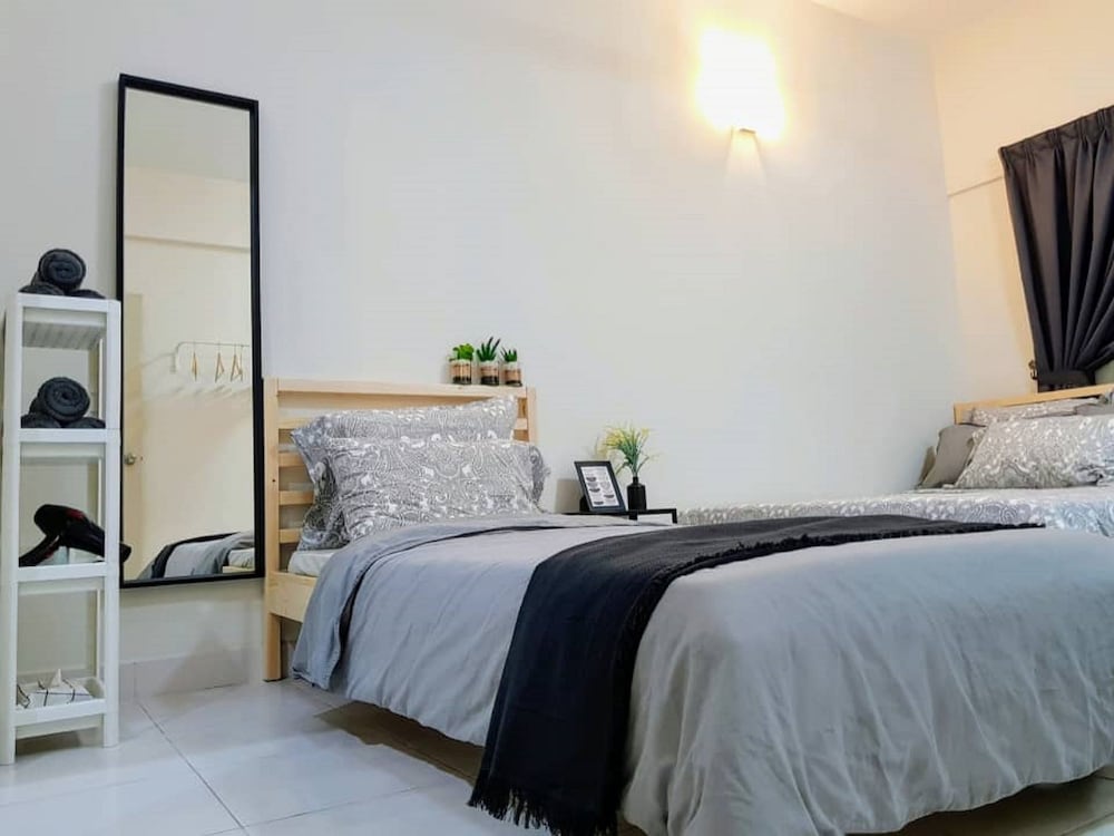 2 Bedroom Apartment A photo 3