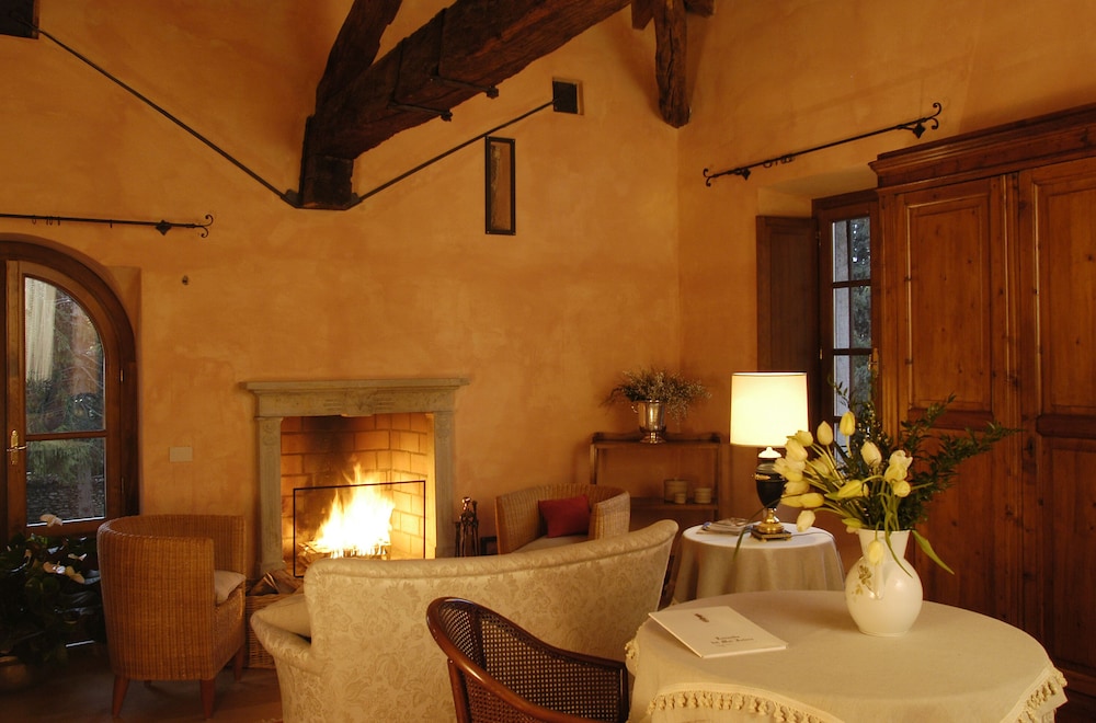 Suite - Photo 5
