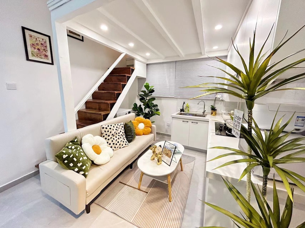 Basic Apartment, 1 Queen Bed, Non Smoking, Kitchen