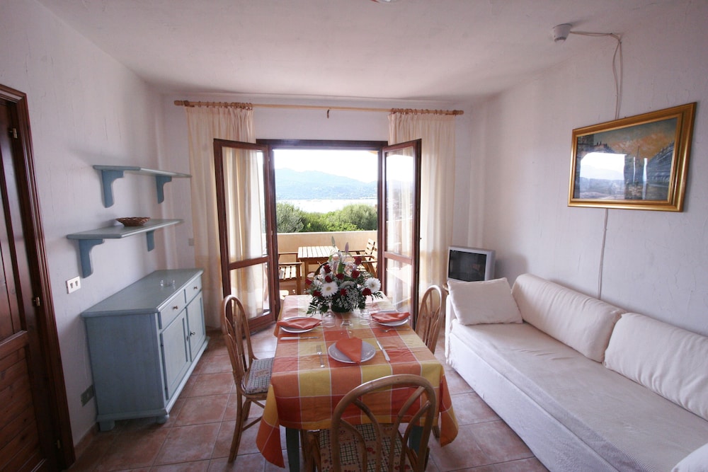 Deluxe Apartment, 1 Bedroom, Sea View photo 2