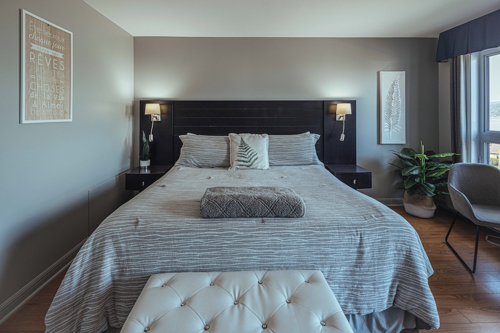 Superior Room, 1 King Bed