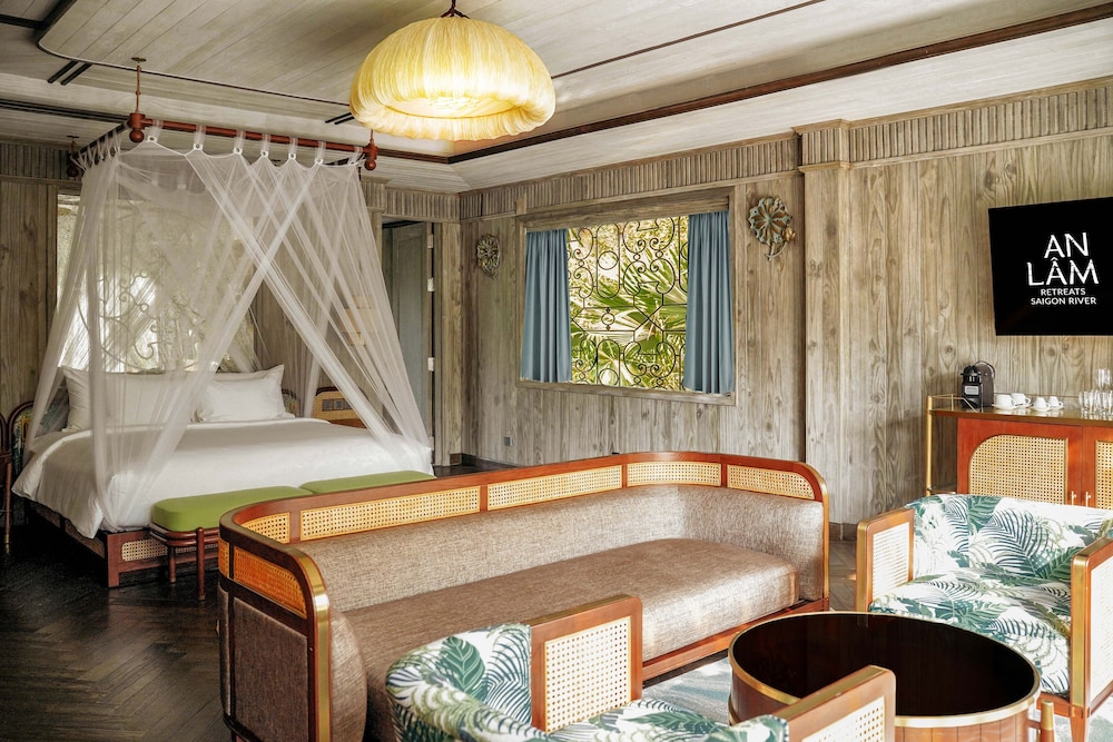 River View Signature Suite - Photo 5