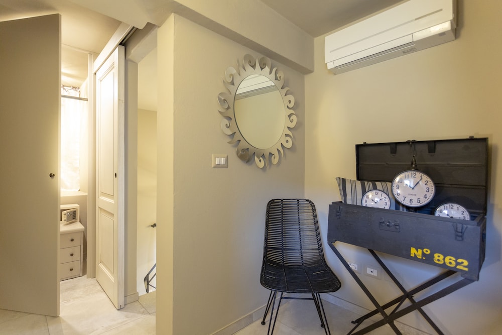 Deluxe Suite on two levels photo 3