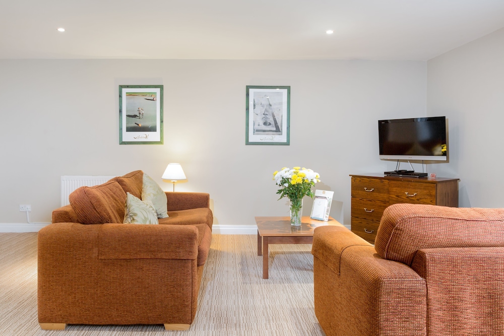 Family Apartment, 1 Bedroom photo 2