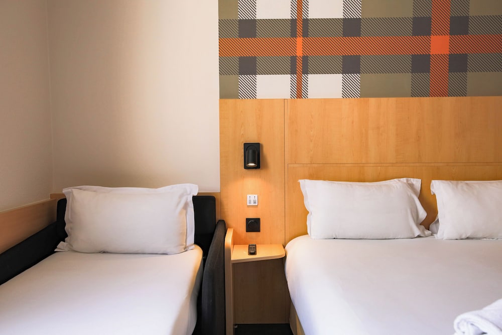 Family Quadruple room with bunkbeds and bathtub - Photo 16