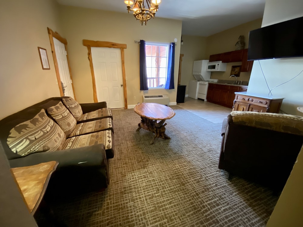 Deluxe Suite - Photo 4