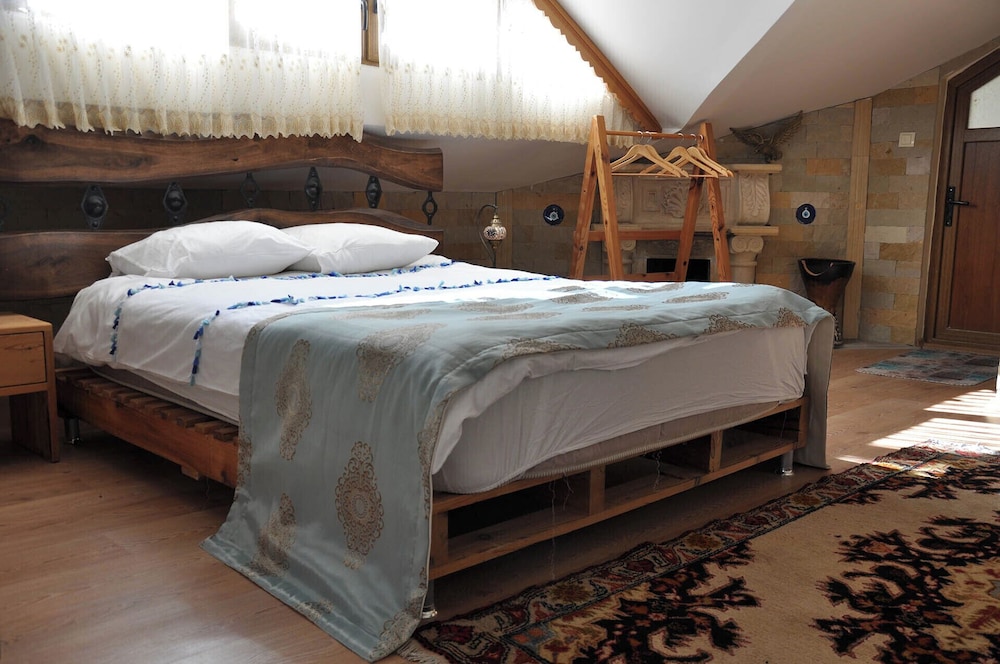 Comfort Room, 1 Bedroom, Non Smoking, City View photo 3