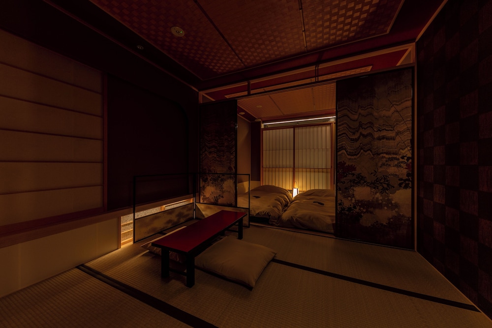 cyashitsu Suite Fusuma photo 1