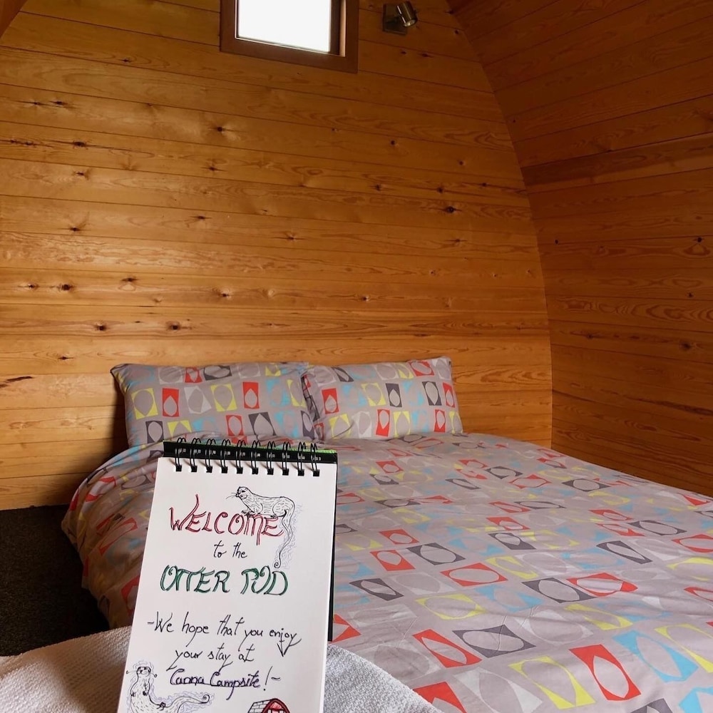 Basic Cabin (Otter Camping Pod) photo 3