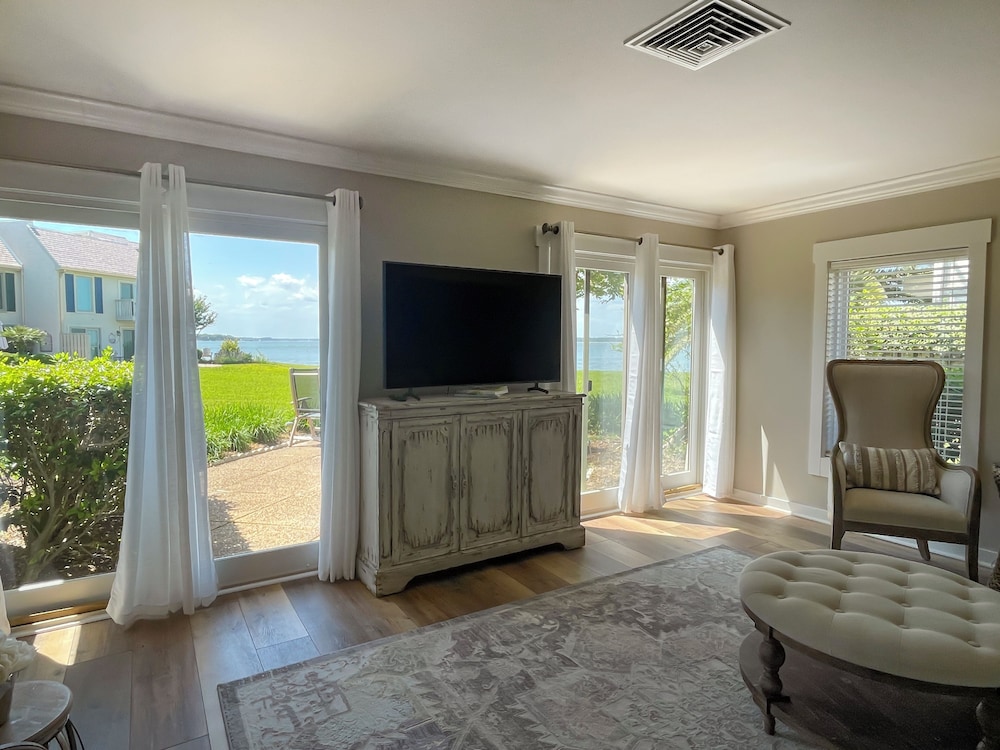 Villa, Multiple Beds, Patio (735 Schooner Court)