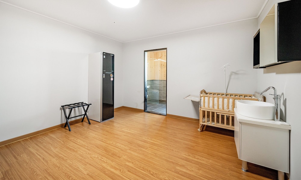 VVIP - Photo 5