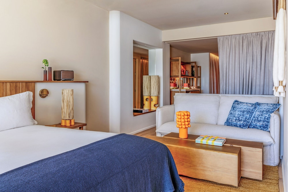 Beyond ME+ Junior Suite with Terrace Tub - Photo 5