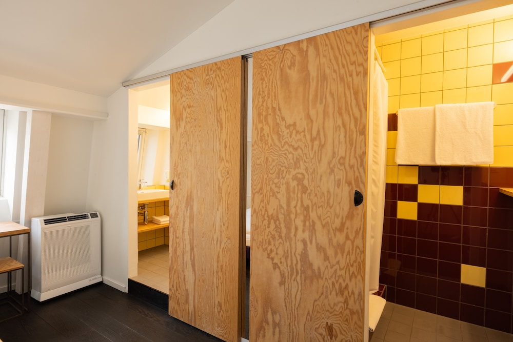 Double Room (Plus) - Photo 10