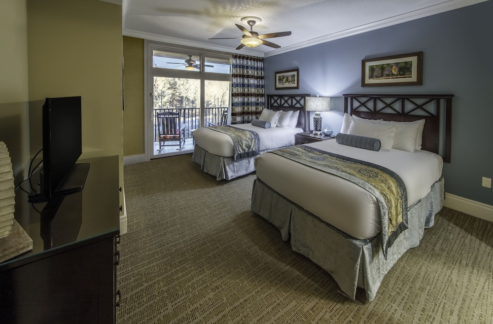 Signature Villa, 3 Bedrooms - Photo 2