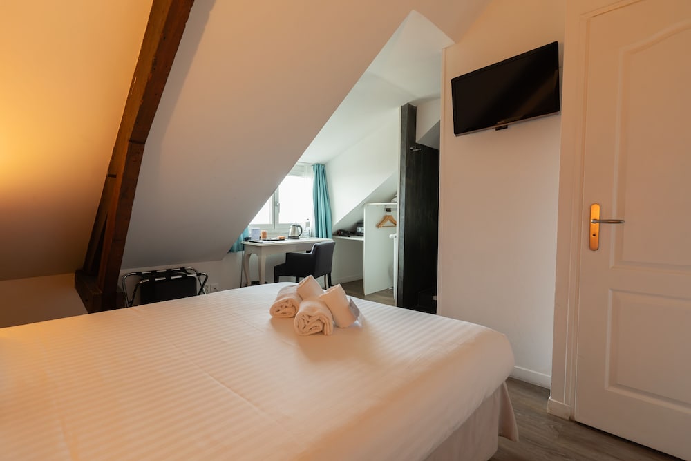 Classic Room, 1 Double Bed, Non Smoking, Sea View - Photo 4