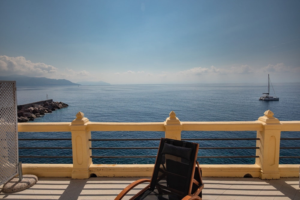 Deluxe Double or Twin Room, Terrace, Sea View