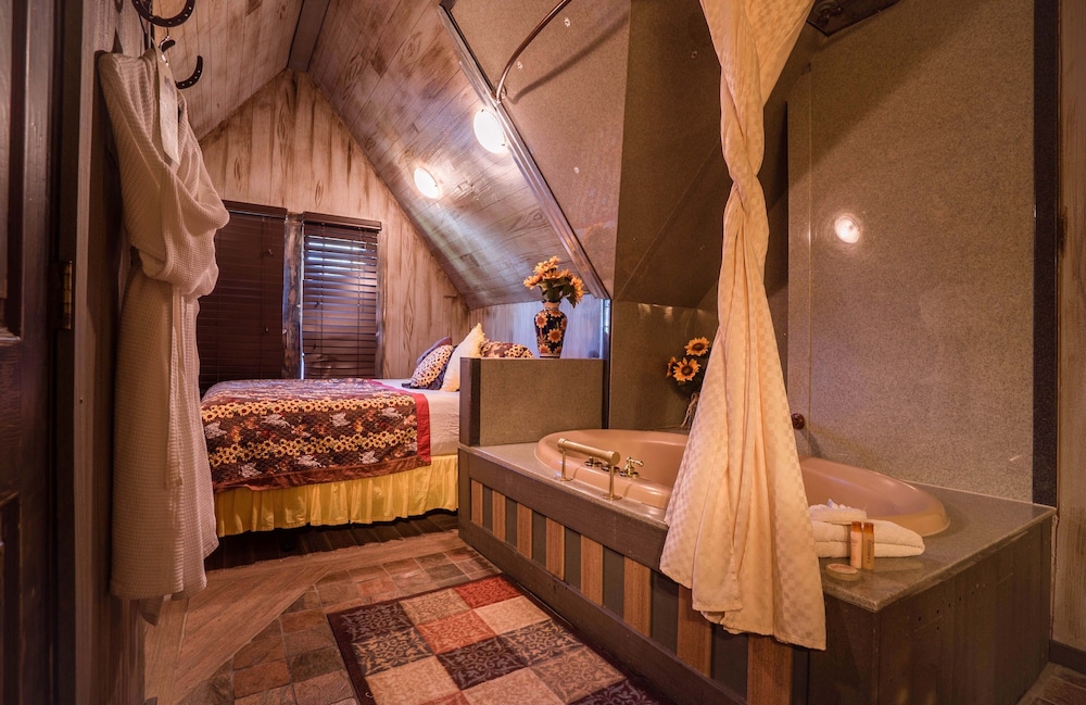 Loft (Hayloft) photo 3