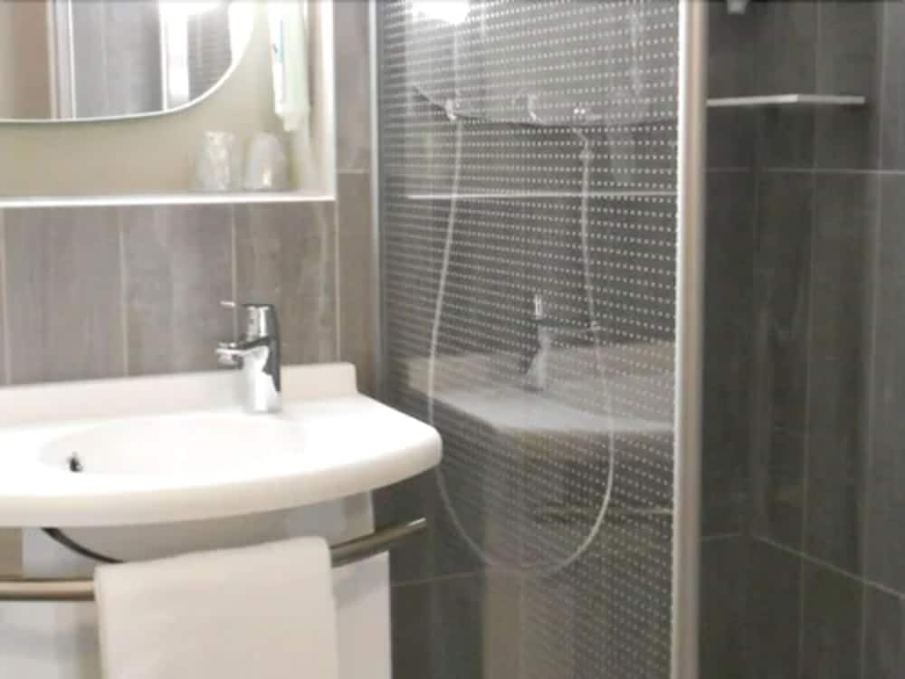 Standard Double Room, 1 Double Bed - Photo 2