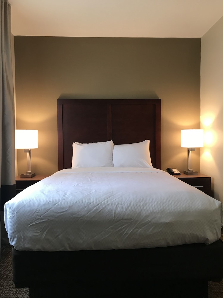 Room, 1 Queen Bed, Non Smoking - Photo 3