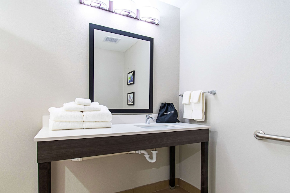 Suite, Multiple Beds, Accessible, Non Smoking - Photo 3