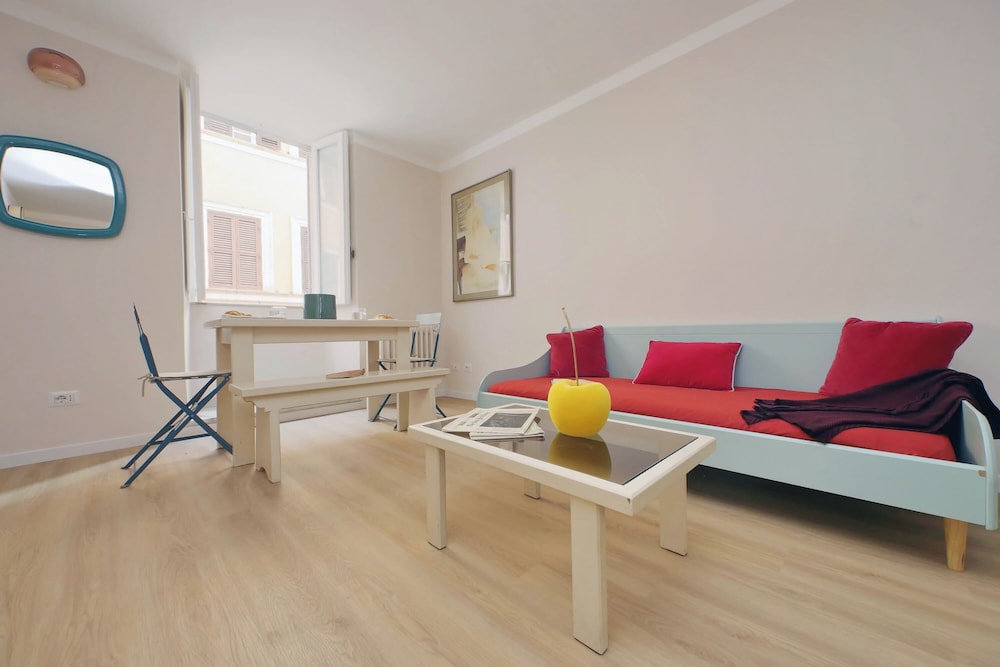 Apartment (1 Bedroom)