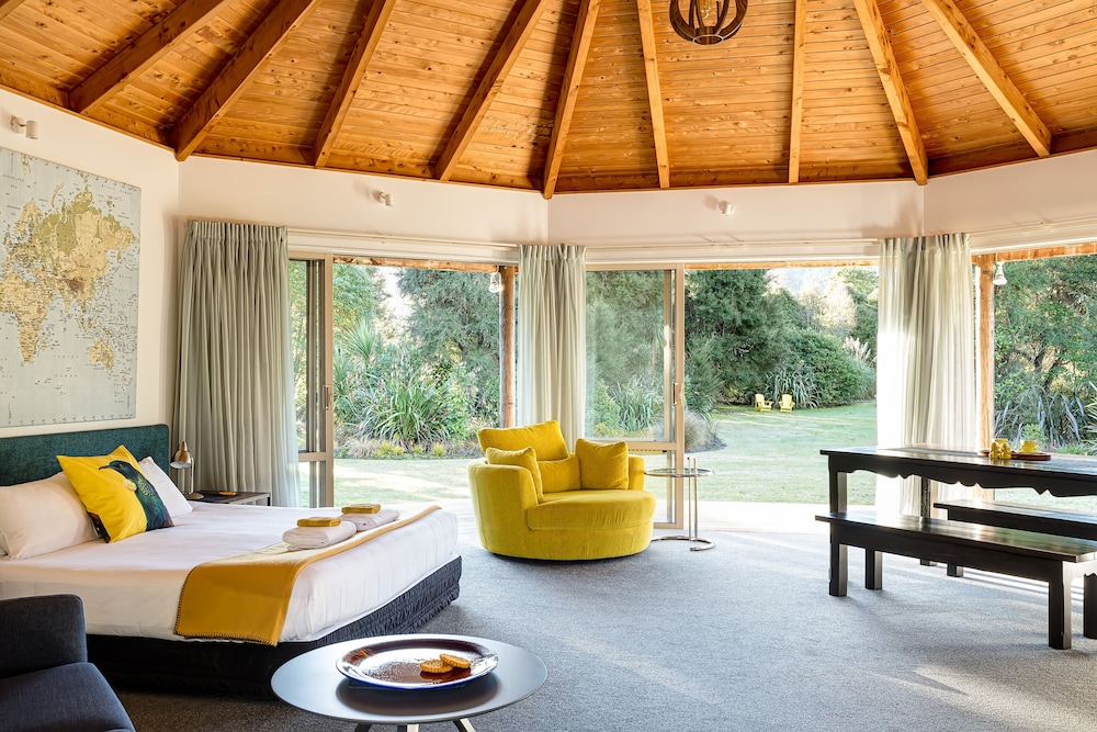 Kowhai Suite photo 1