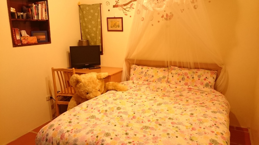 Standard Double Room, Shared Bathroom photo 1